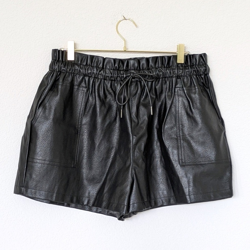 Qianxizhan Faux Leather Paperbag Shorts Women 2XL Black Drawstring Pockets Edgy